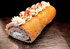Roulade m/Hindbær & Vaniliecreme