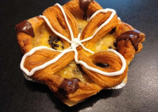 Julestjerne m/Creme, Marcipan & Chokolade